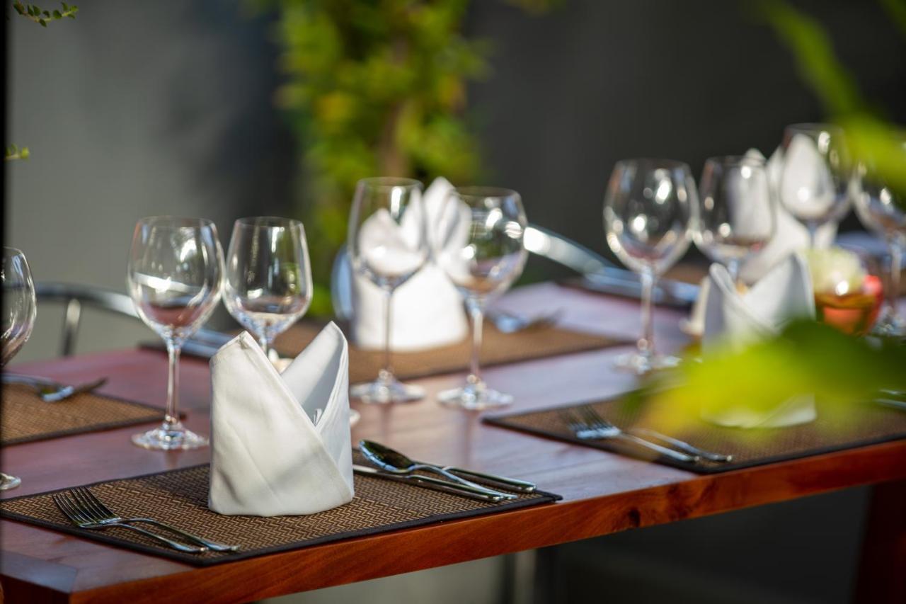 Siem Reap City Angkor Boutique Экстерьер фото